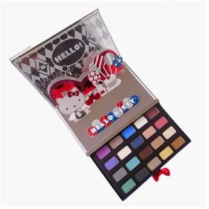 New Hello Kitty 40th Anniversary Pop-Up Party Palette with hairbrush gift